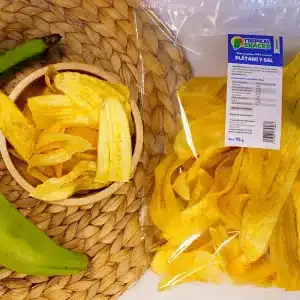 Snacks vegetales de plátanos con sal